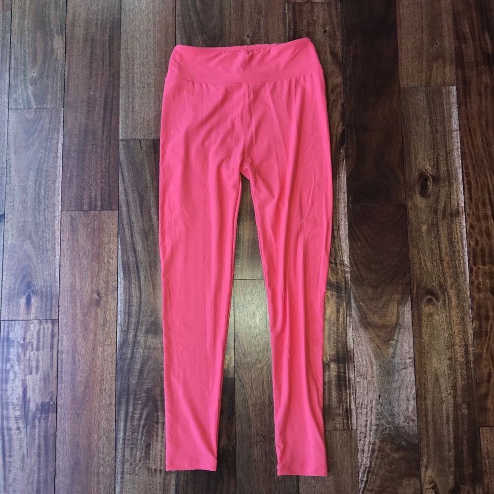 NWOT LuLaRoe Coral Leggings
